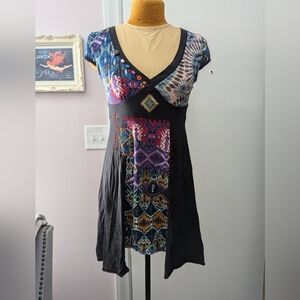 Women's Boho Short Sleeve Tunic size S/M Patchwork Embroidery
